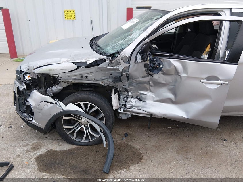 2019 Mitsubishi Outlander VIN JA4AP3AUXKU015159 IAAI salvage auction — FRONT & REAR, Salvage (Illinois), sold $1,750 on 2026-07-07 (photo 6)