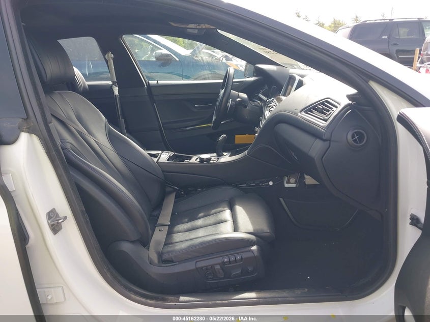 2015 BMW 6er VIN WBA6B4C52FD761470 IAAI salvage auction — SIDE, Salvage (Massachusetts), sold $3,900 on 2026-08-14 (photo 5)