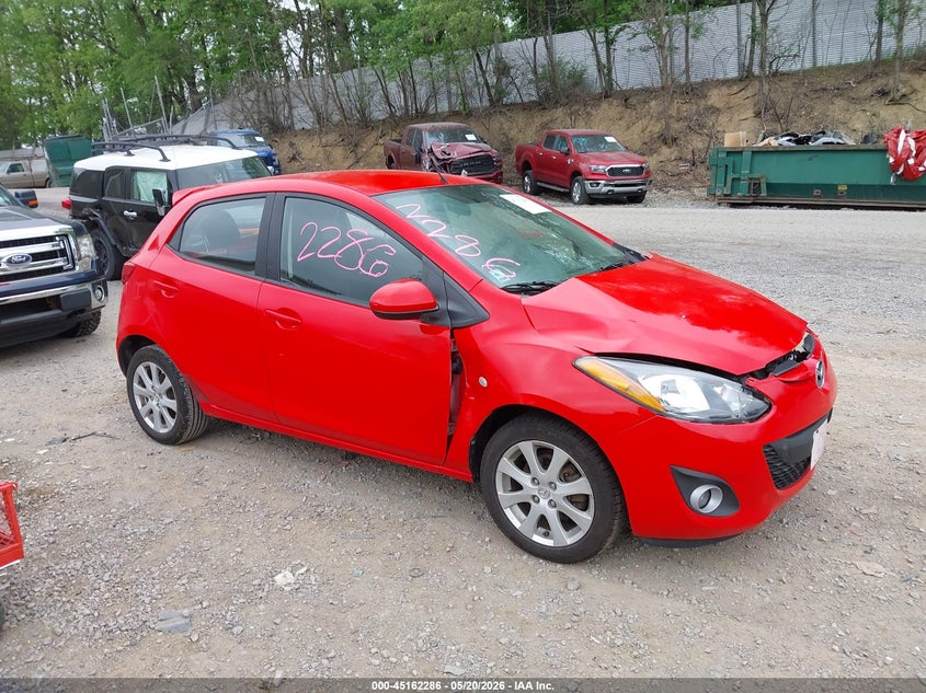 2011 Mazda 2 VIN JM1DE1HZ0B0118774 IAAI salvage auction — FRONT END, Salvage (Pennsylvania), sold $700 on 2026-07-07 (photo 1)