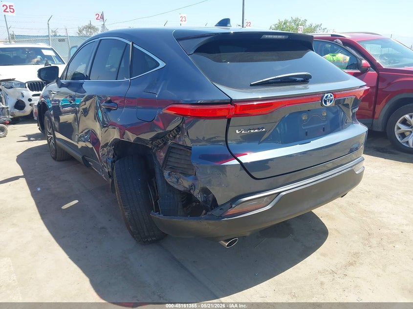 2022 Toyota Venza VIN JTEAAAAH9NJ093397 IAAI salvage auction — REAR END, Salvage (California), sold $7,550 on 2026-07-22 (photo 3)