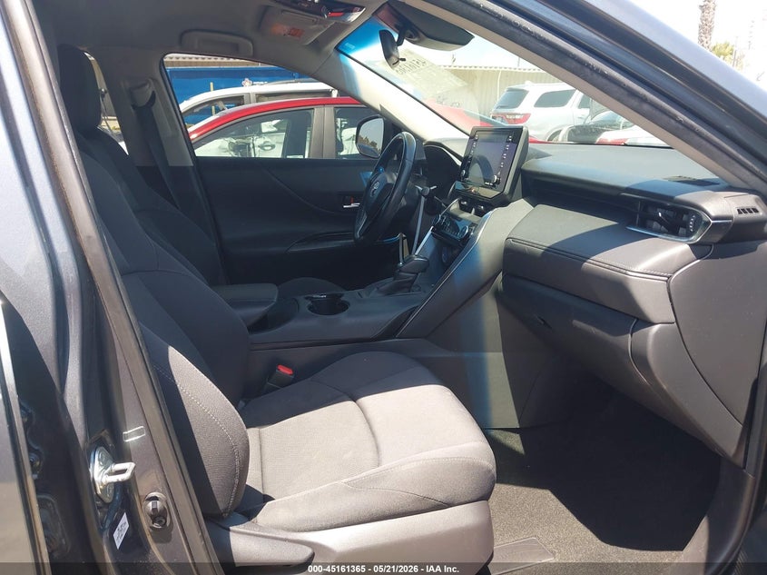 2022 Toyota Venza VIN JTEAAAAH9NJ093397 IAAI salvage auction — REAR END, Salvage (California), sold $7,550 on 2026-07-22 (photo 5)