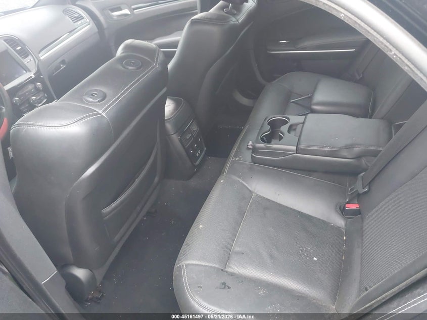 2019 Chrysler 300 VIN 2C3CCABT0KH556247 IAAI salvage auction — FRONT & REAR, Mv-907A (New York), sold $7,700 on 2026-07-07 (photo 8)