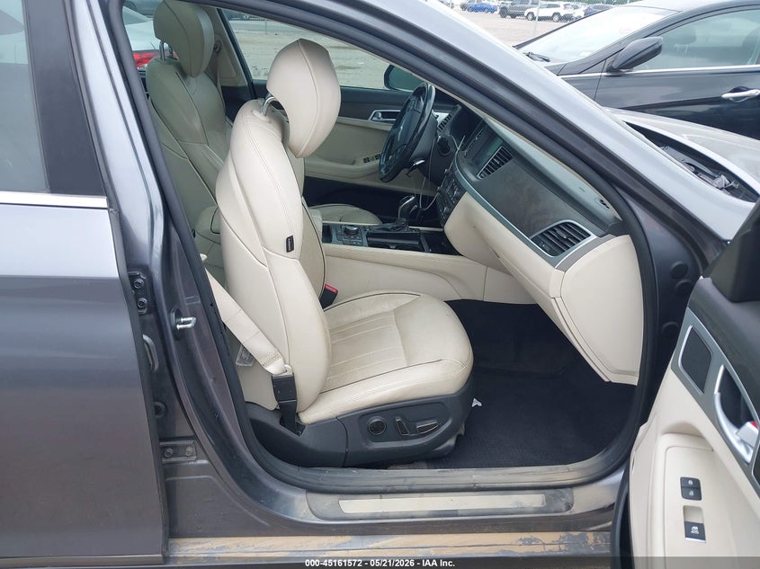 2015 Hyundai Genesis VIN KMHGN4JEXFU090160 IAAI salvage auction — WATER/FLOOD, Salvage (Texas), sold $125 on 2026-07-28 (photo 5)