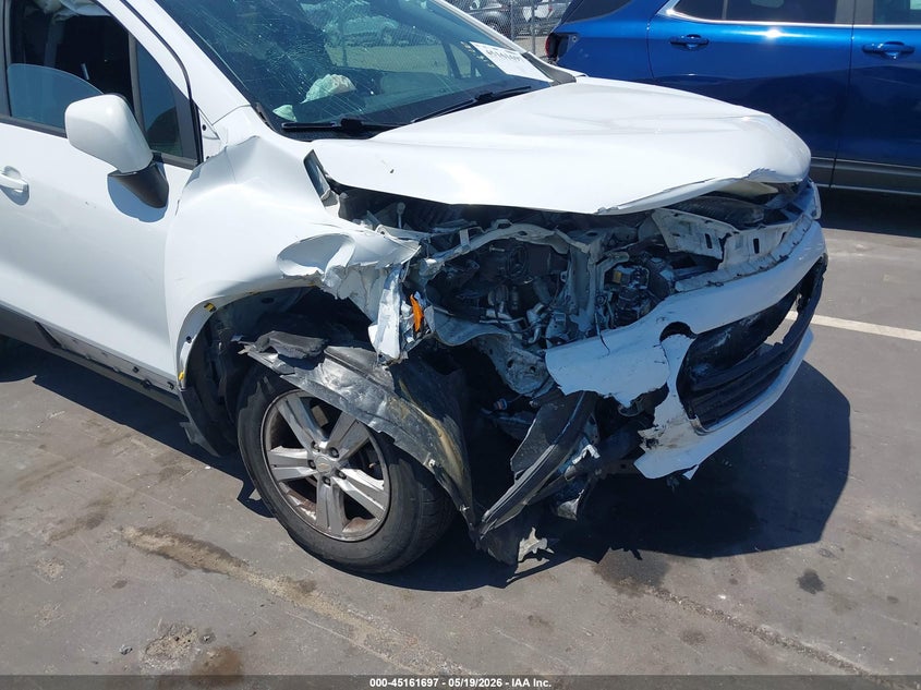 2022 Chevrolet Trax VIN KL7CJNSM7NB512581 IAAI salvage auction — RIGHT FRONT, Salvage (North Carolina), sold $975 on 2026-07-22 (photo 6)