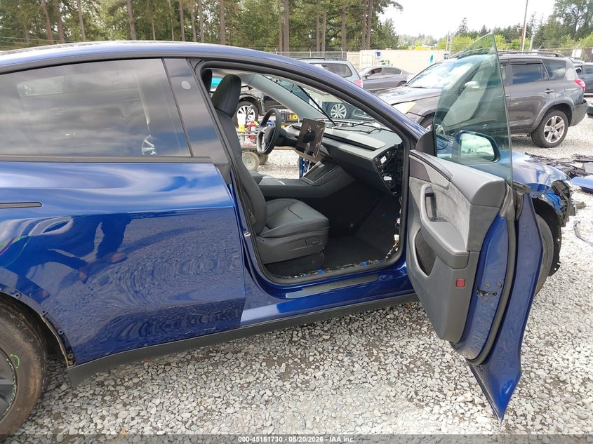 2026 Tesla Model y VIN 7SAYGDED6TF448303 IAAI salvage auction — LEFT SIDE, Bill Of Sale (Washington), sold $15,400 on 2026-07-22 (photo 5)