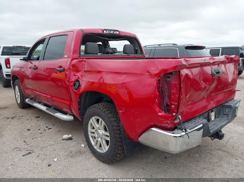 2019 Toyota Tundra VIN 5TFEY5F17KX247084 IAAI salvage auction — ROLLOVER, Original (Texas), sold $225 on 2026-07-28 (photo 3)
