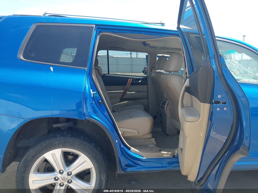 2008 Toyota Highlander VIN JTEES42A882041310 IAAI salvage auction — FRONT END, Salvage (Oregon), sold $350 on 2026-07-21 (photo 8)