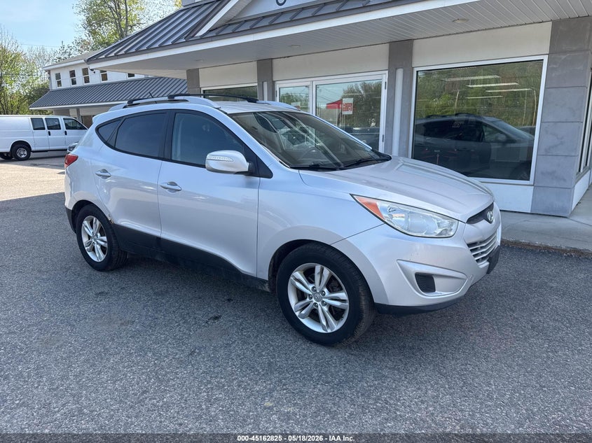 2012 Hyundai VIN KM8JUCAC4CU395912 IAAI salvage auction — NORMAL WEAR, Original (New Hampshire), sold $1,950 on 2026-07-08 (photo 1)