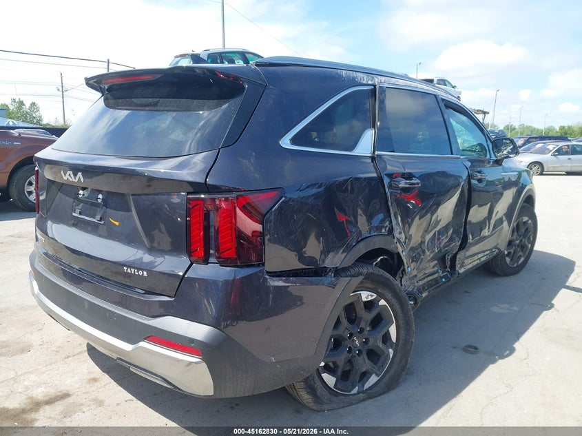 2026 Kia Sorento VIN 5XYRL4JC1TG449930 IAAI salvage auction — ROLLOVER, Salvage (Ohio), sold $5,125 on 2026-07-28 (photo 4)