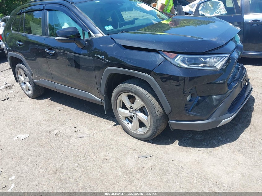 2020 Toyota Rav 4 VIN 2T3DWRFV3LW052195 IAAI salvage auction — FRONT END, Salvage (Massachusetts), sold $6,600 on 2026-07-28 (photo 1)