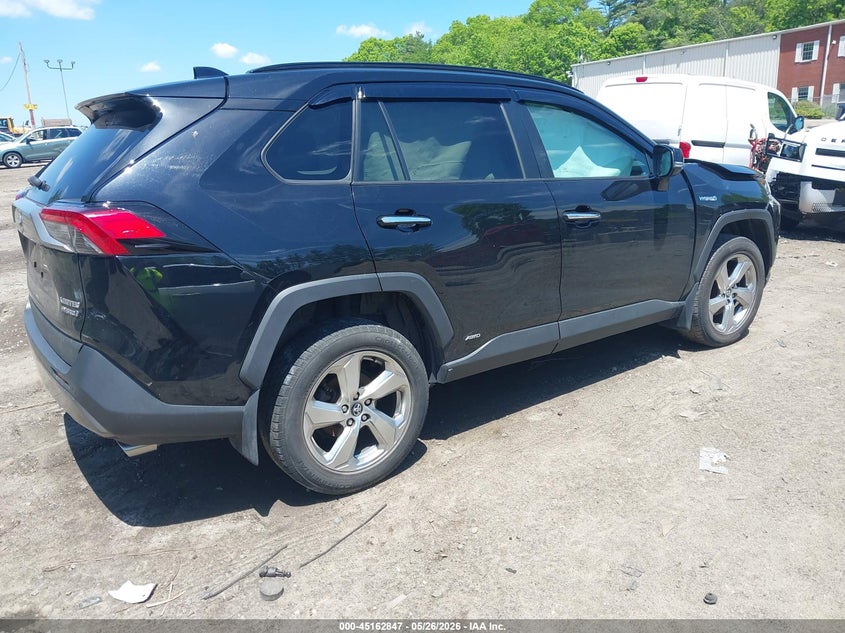2020 Toyota Rav 4 VIN 2T3DWRFV3LW052195 IAAI salvage auction — FRONT END, Salvage (Massachusetts), sold $6,600 on 2026-07-28 (photo 4)