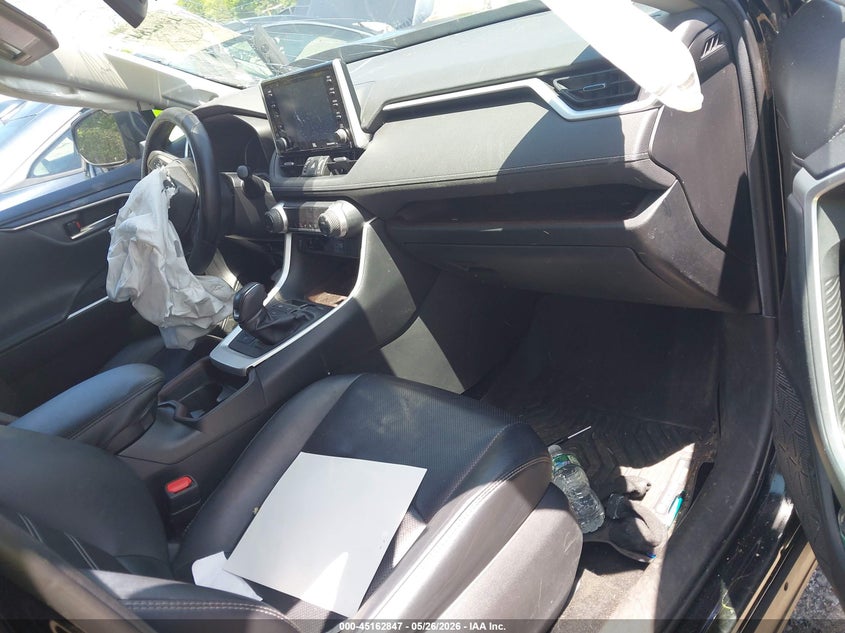 2020 Toyota Rav 4 VIN 2T3DWRFV3LW052195 IAAI salvage auction — FRONT END, Salvage (Massachusetts), sold $6,600 on 2026-07-28 (photo 5)