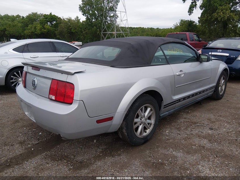 2008 Ford Mustang VIN 1ZVHT84N585190470 IAAI salvage auction — LEFT FRONT, Clear (Indiana), sold $700 on 2026-07-28 (photo 4)
