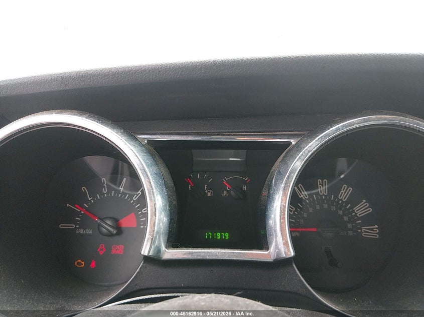 2008 Ford Mustang VIN 1ZVHT84N585190470 IAAI salvage auction — LEFT FRONT, Clear (Indiana), sold $700 on 2026-07-28 (photo 7)