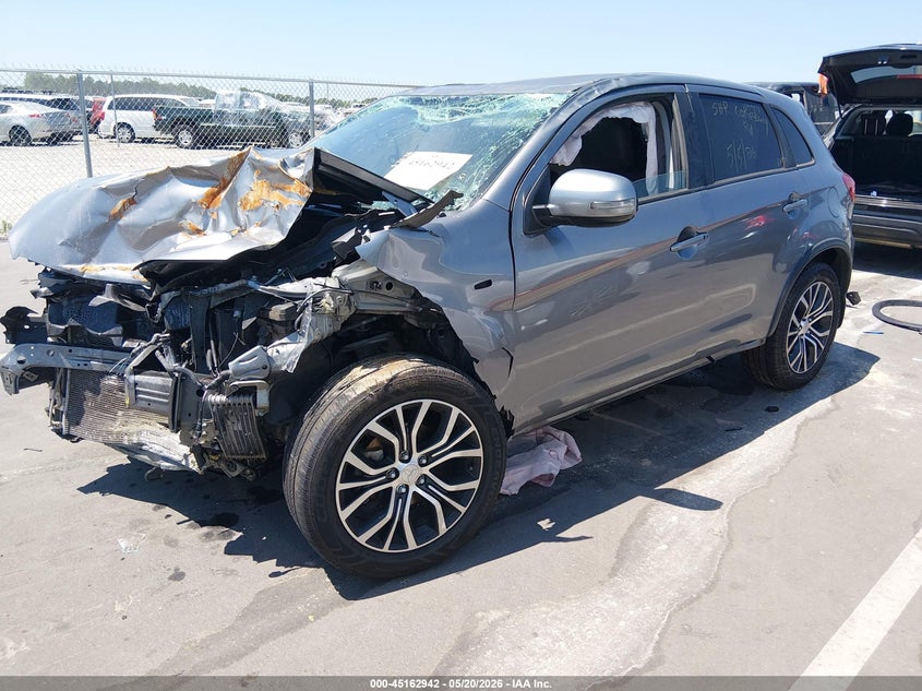 2018 Mitsubishi Outlander VIN JA4AP3AW2JU024258 IAAI salvage auction — FRONT END, Salvage Title, sold $650 on 2026-09-14 (photo 2)