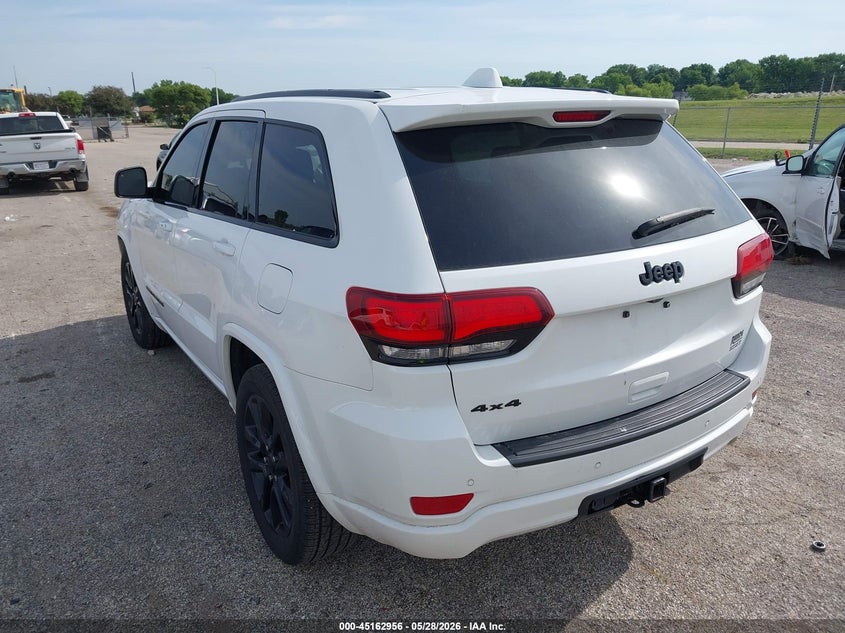 2020 Jeep Grand cherokee VIN 1C4RJFAG3LC380571 IAAI salvage auction — FRONT END, Salvage (Illinois), sold $4,750 on 2026-07-22 (photo 3)