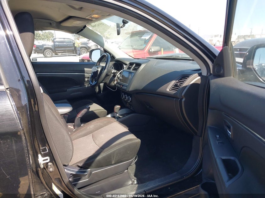 2019 Mitsubishi Outlander VIN JA4AR3AU3KU025798 IAAI salvage auction — LEFT FRONT, Salvage (California), sold $1,700 on 2026-07-15 (photo 5)