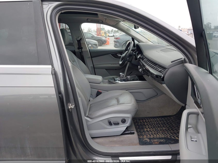 2018 Audi Q7 VIN WA1LAAF70JD002906 IAAI salvage auction — UNKNOWN, Clear (Colorado), sold $2,050 on 2026-07-09 (photo 5)