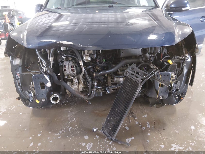 2016 Volkswagen Tiguan VIN WVGAV7AX3GW575058 IAAI salvage auction — FRONT END, Salvage (Kansas), sold $1,675 on 2026-07-10 (photo 6)