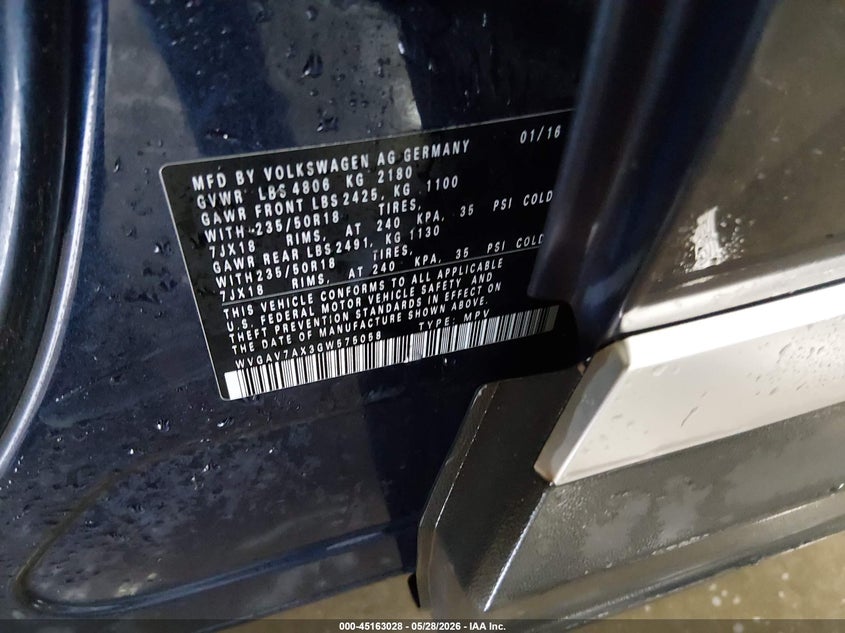 2016 Volkswagen Tiguan VIN WVGAV7AX3GW575058 IAAI salvage auction — FRONT END, Salvage (Kansas), sold $1,675 on 2026-07-10 (photo 9)