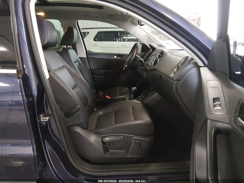 2016 Volkswagen Tiguan VIN WVGAV7AX3GW575058 IAAI salvage auction — FRONT END, Salvage (Kansas), sold $1,675 on 2026-07-10 (photo 5)