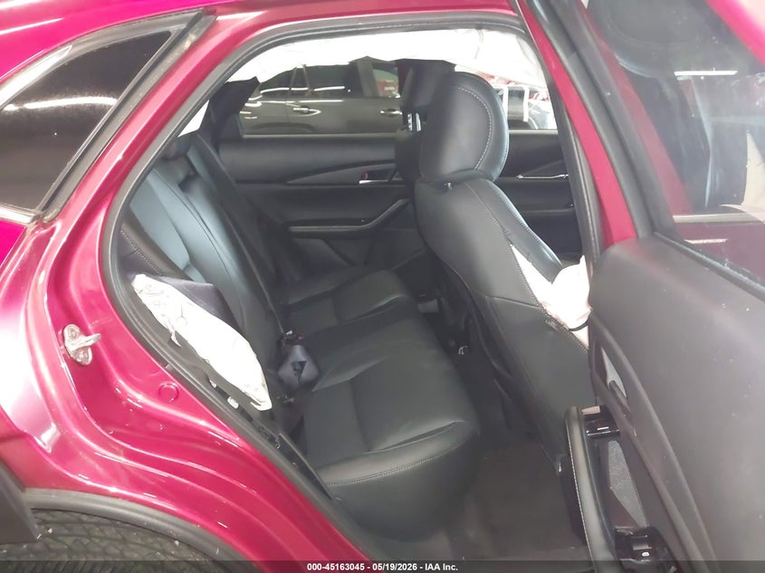 2024 Mazda Cx-30 VIN 3MVDMBCM4RM705327 IAAI salvage auction — FRONT END, Salvage (Oregon), sold $9,300 on 2026-07-09 (photo 8)