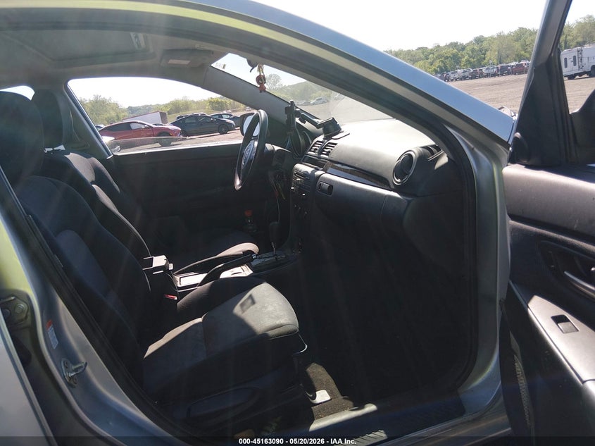 2008 Mazda 3 VIN JM1BK32F981781449 IAAI salvage auction — RIGHT REAR, Salvage - Greater Than 75% (Maryland), sold $225 on 2026-07-13 (photo 5)