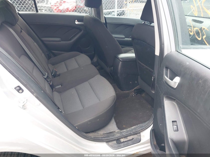 2017 Kia Forte VIN KNAFK5A80H5672349 IAAI salvage auction — THEFT, Salvage (Ohio), sold $875 on 2026-07-21 (photo 8)