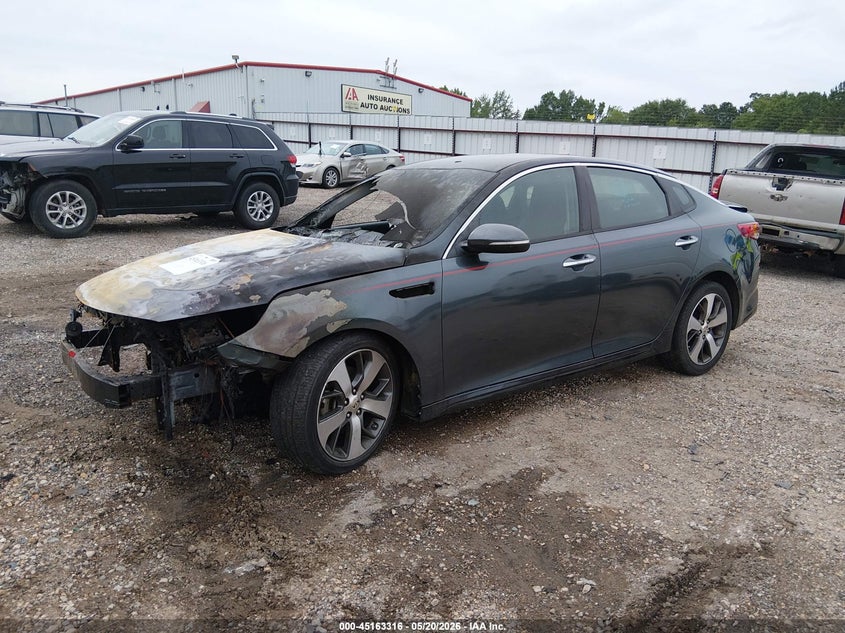 2020 Kia Optima VIN 5XXGT4L38LG446709 IAAI salvage auction — EXTERIOR BURN, Salvage (Louisiana), sold $50 on 2026-07-29 (photo 2)