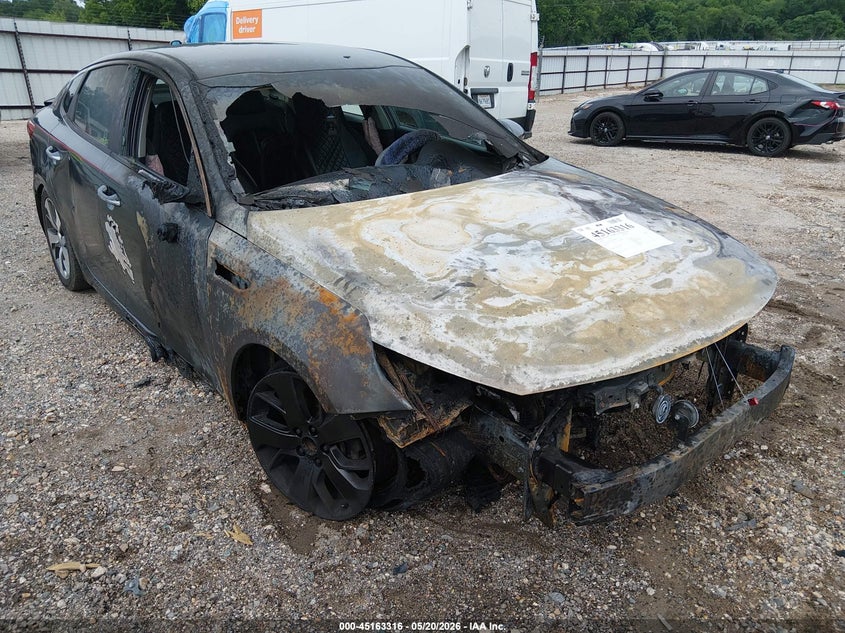 2020 Kia Optima VIN 5XXGT4L38LG446709 IAAI salvage auction — EXTERIOR BURN, Salvage (Louisiana), sold $50 on 2026-07-29 (photo 6)