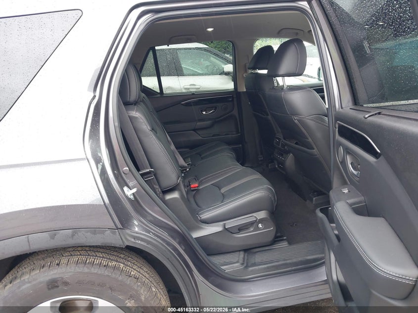 2025 Honda Pilot VIN 5FNYG1H42SB172952 IAAI salvage auction — LEFT REAR, Salvage - Greater Than 75% (Maryland), sold $15,800 on 2026-07-30 (photo 8)