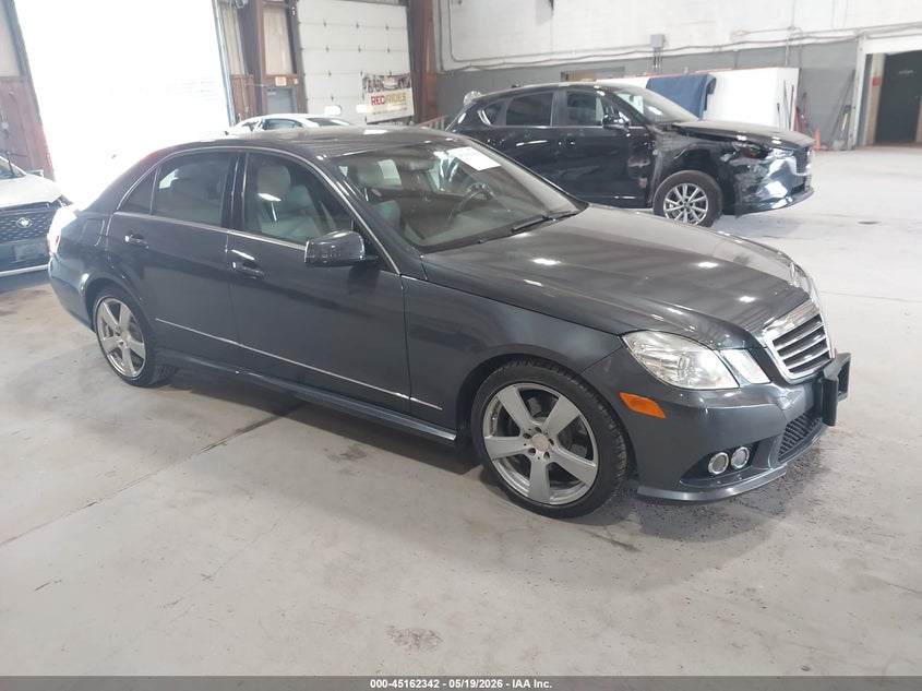 2010 Mercedes-benz E-class VIN WDDHF8HB1AA226281 IAAI salvage auction — WATER/FLOOD, Mv-907A (New York), sold $900 on 2026-07-09 (photo 1)