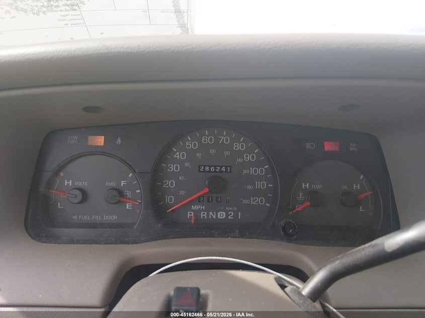 2004 Mercury Grand marquis VIN 2MEFM74W54X642466 IAAI salvage auction — NORMAL WEAR, Clear (Arkansas), sold $400 on 2026-07-08 (photo 7)