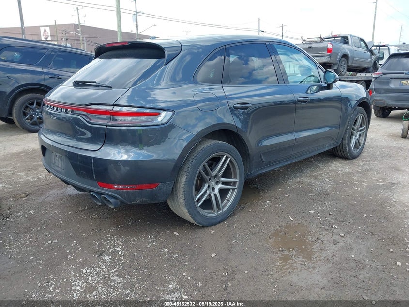 2020 Porsche Macan VIN WP1AA2A57LLB10536 IAAI salvage auction — LEFT FRONT, Clear (Michigan), sold $13,375 on 2026-07-30 (photo 4)