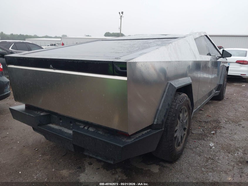 2024 Tesla Cybertruck VIN 7G2CEHED8RA010454 IAAI salvage auction — FRONT END, Salvage (Oklahoma), sold $22,100 on 2026-07-22 (photo 4)