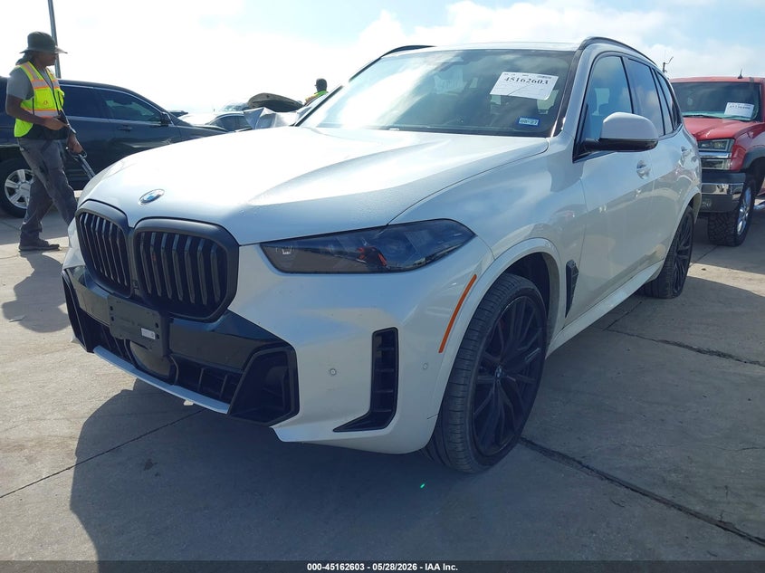 2026 BMW X5 VIN 5UX23EU06T9161930 IAAI salvage auction — LEFT & RIGHT, Original (Texas), sold $62,000 on 2026-07-20 (photo 2)