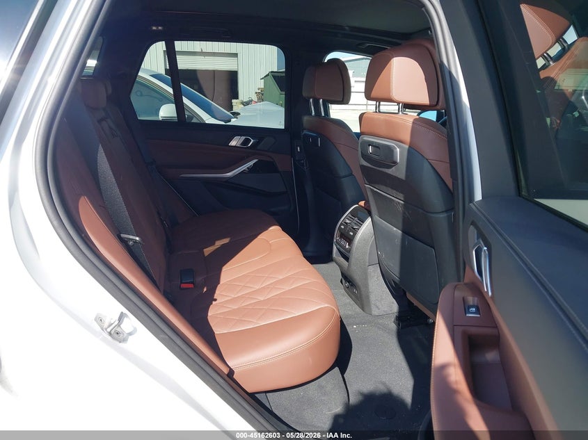 2026 BMW X5 VIN 5UX23EU06T9161930 IAAI salvage auction — LEFT & RIGHT, Original (Texas), sold $62,000 on 2026-07-20 (photo 8)