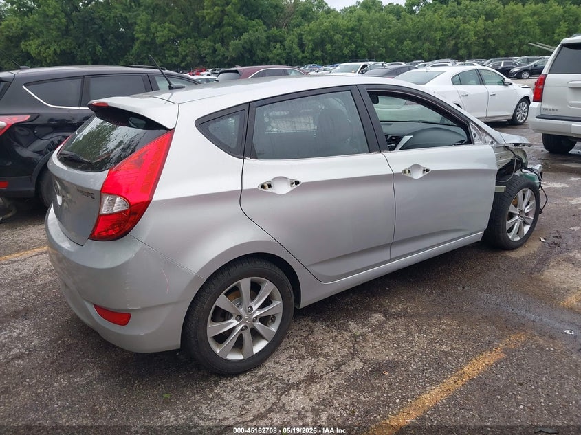 2014 Hyundai Accent VIN KMHCU5AE3EU173970 IAAI salvage auction — FRONT END, Salvage (Kansas), sold $1,100 on 2026-07-15 (photo 4)