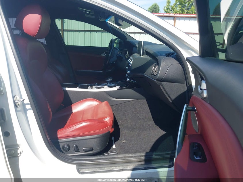 2018 Kia Stinger VIN KNAE55LC5J6027667 IAAI salvage auction — FRONT END, Salvage Title, sold $3,300 on 2026-07-07 (photo 5)