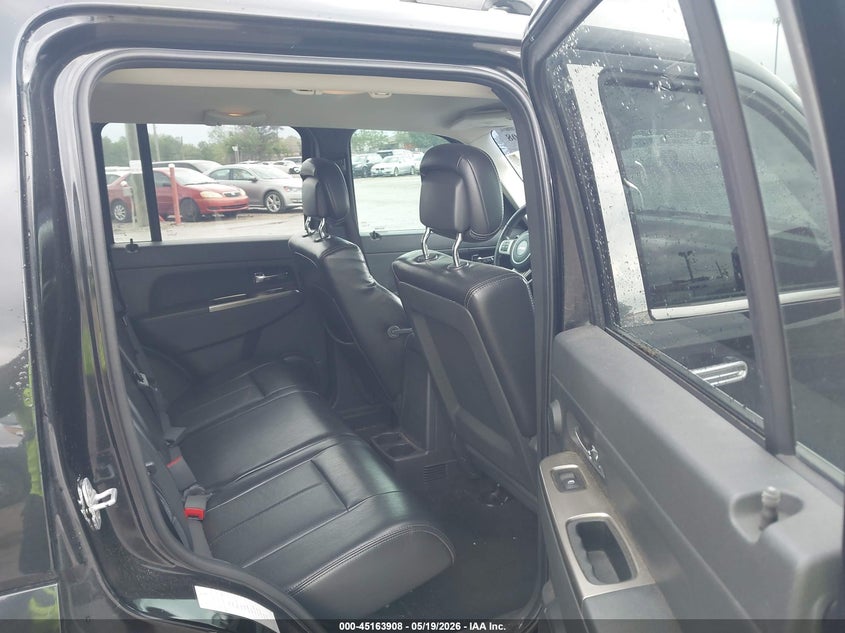 2012 Jeep Liberty (north america) VIN 1C4PJLCK9CW147848 IAAI salvage auction — LEFT REAR, Salvage (Illinois), sold $675 on 2026-07-28 (photo 8)