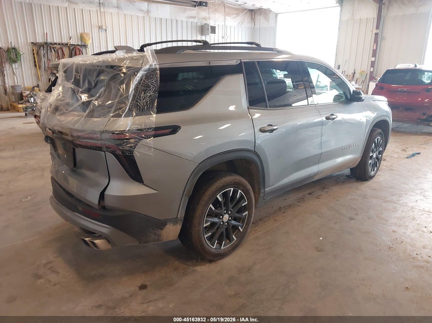 2025 Chevrolet Traverse VIN 1GNEVGRS4SJ168720 IAAI salvage auction — REAR END, Clear (Michigan), sold $13,425 on 2026-07-28 (photo 4)