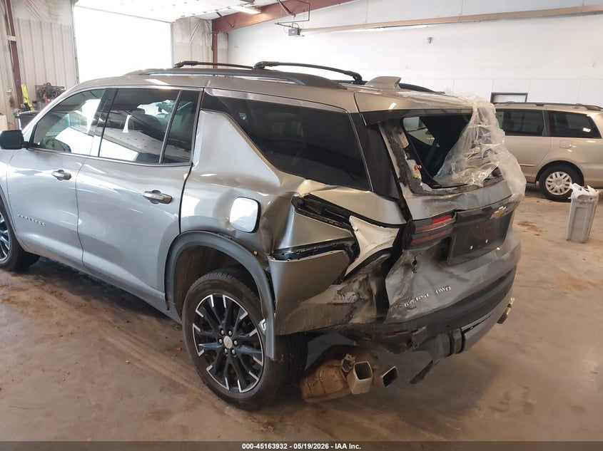 2025 Chevrolet Traverse VIN 1GNEVGRS4SJ168720 IAAI salvage auction — REAR END, Clear (Michigan), sold $13,425 on 2026-07-28 (photo 6)