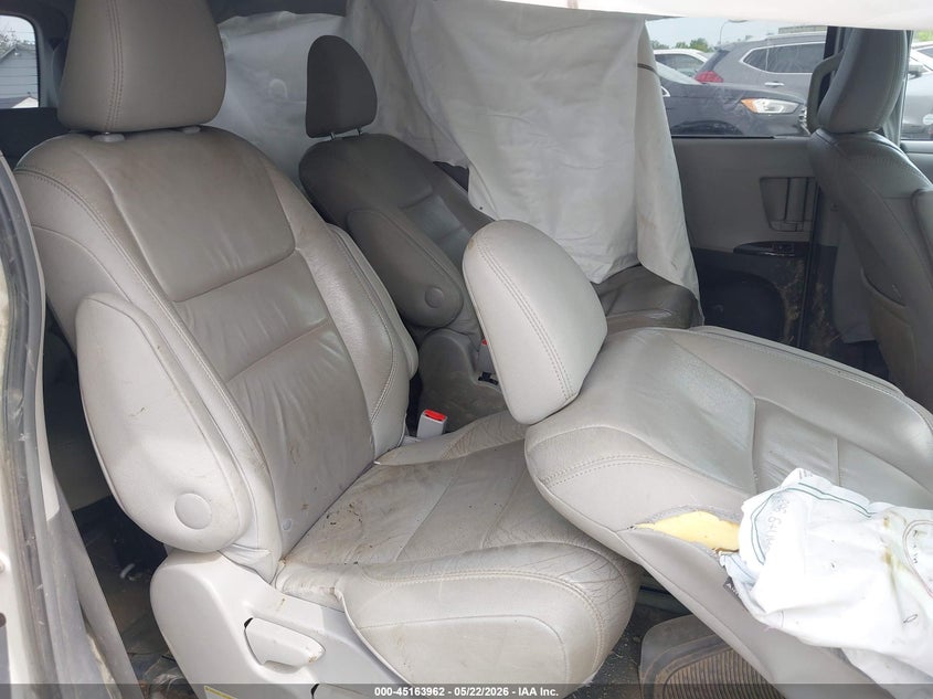2016 Toyota Sienna VIN 5TDDK3DC8GS130942 IAAI salvage auction — FRONT END, Salvage (Ohio), sold $1,775 on 2026-07-14 (photo 8)