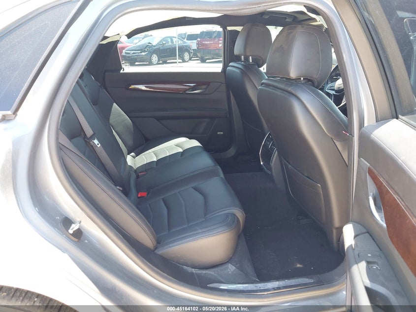 2019 Cadillac Ct6 VIN 1G6KB5RS3KU140739 IAAI salvage auction — RIGHT SIDE, Original (Texas), sold $11,400 on 2026-08-03 (photo 8)