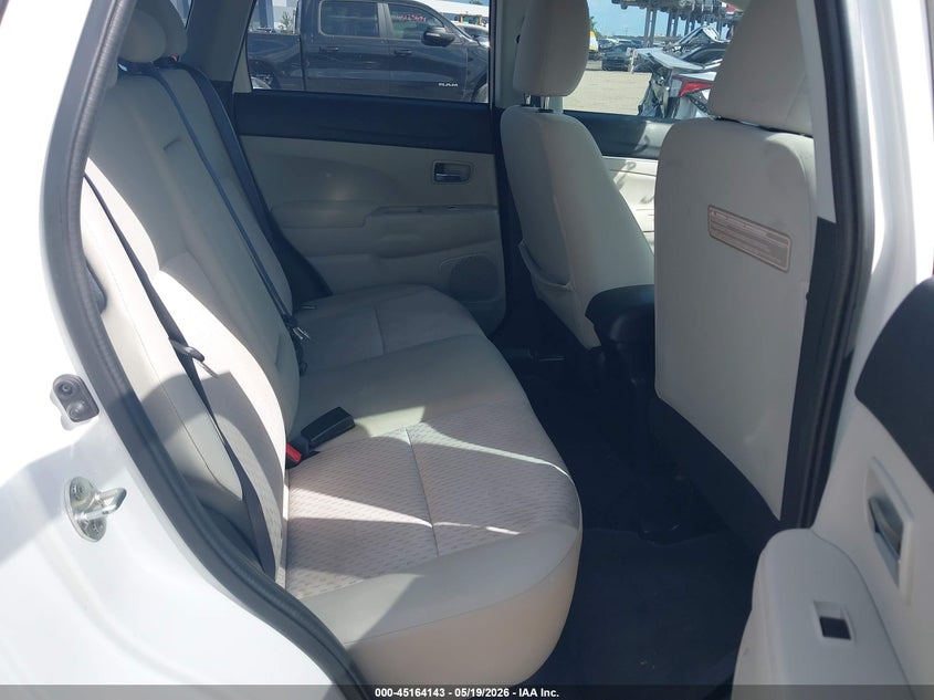 2017 Mitsubishi Outlander VIN JA4AP3AU9HZ012233 IAAI salvage auction — NORMAL WEAR, Clear (Florida), sold $2,775 on 2026-07-14 (photo 8)