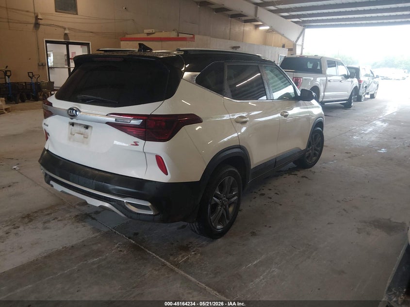 2021 Kia Seltos VIN KNDEU2AA9M7111897 IAAI salvage auction — LEFT FRONT, Salvage (Tennessee), sold $3,350 on 2026-07-29 (photo 4)
