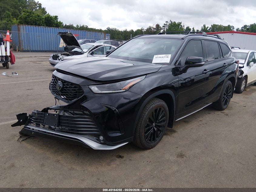 2025 Toyota Highlander VIN 5TDKDRBH2SS581098 IAAI salvage auction — RIGHT FRONT, Salvage (Mississippi), sold $18,300 on 2026-07-11 (photo 2)