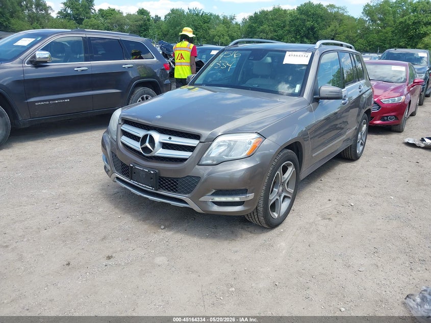 2014 Mercedes-benz VIN WDCGG0EB0EG222258 IAAI salvage auction — REAR END, Salvage (Iowa), sold $3,275 on 2026-07-20 (photo 2)