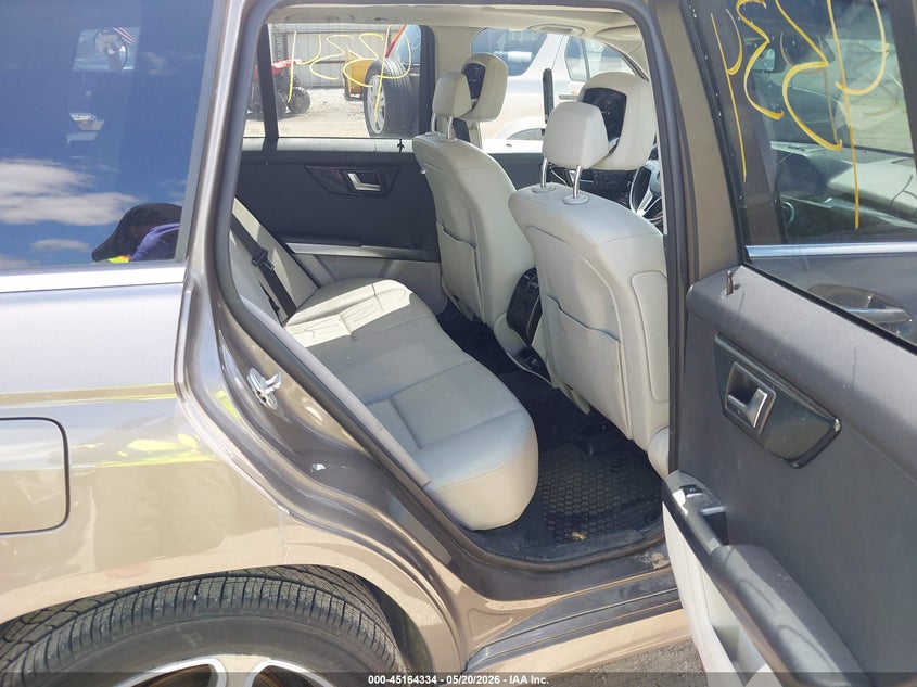 2014 Mercedes-benz VIN WDCGG0EB0EG222258 IAAI salvage auction — REAR END, Salvage (Iowa), sold $3,275 on 2026-07-20 (photo 8)
