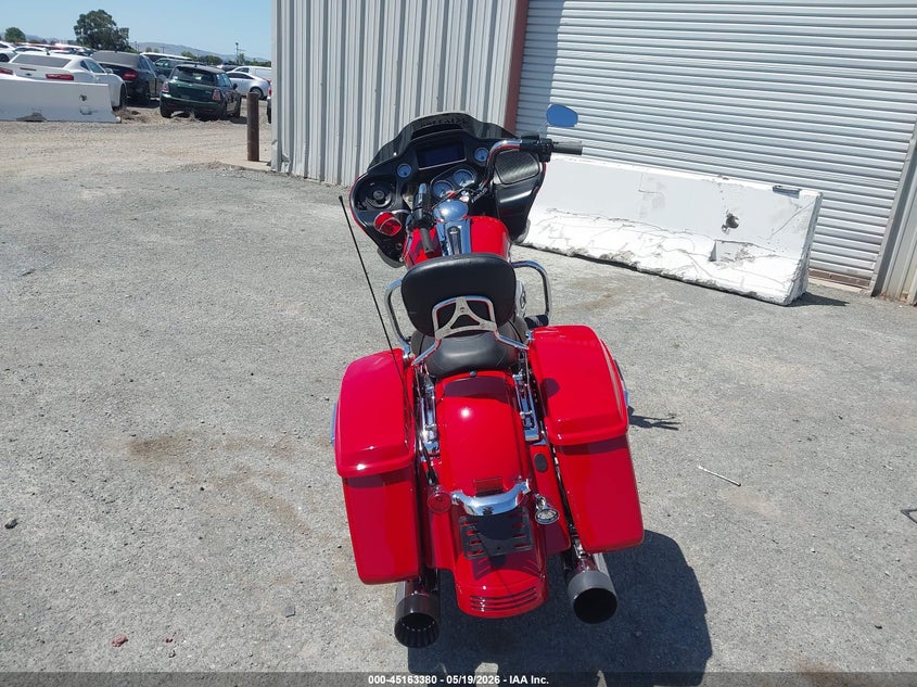 2023 Harley-davidson Road glide VIN 1HD1KHC28PB660214 IAAI salvage auction — LEFT & RIGHT, Salvage Title, sold $7,250 on 2026-08-26 (photo 6)